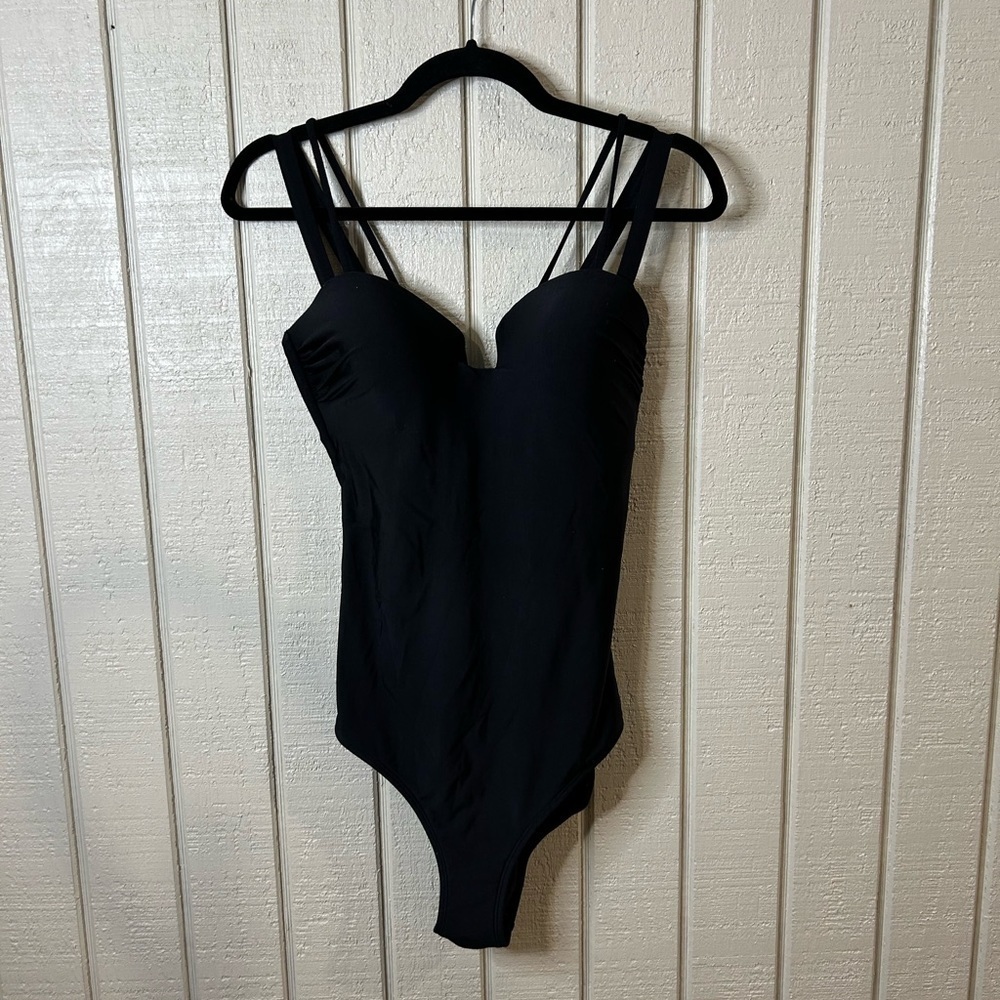 Athleta Aqualuxe Square Plunge One Piece Swimsuit, size medium. - Picture 2 of 6
